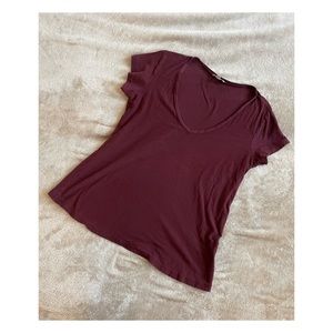 James Perse Red Scoop neck tee - Great condition size 4/XL